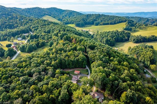 337 Pioneer Ridge, Sparta, NC 28675
