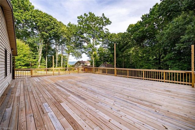 337 Pioneer Ridge, Sparta, NC 28675