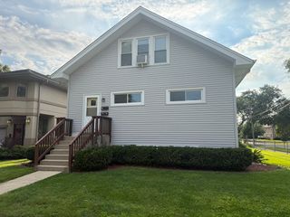 544 S Arlington Avenue 1, Elmhurst, IL 60126