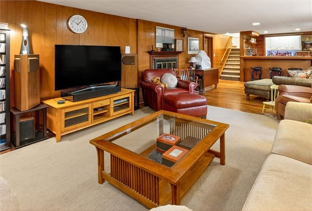 161 Nob Hill, Irondequoit, NY 14617