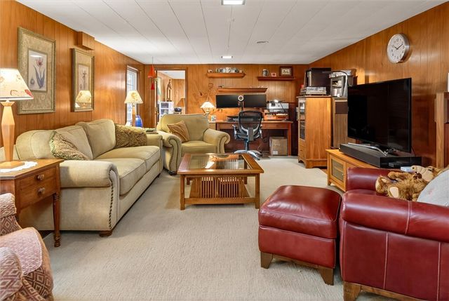 161 Nob Hill, Irondequoit, NY 14617