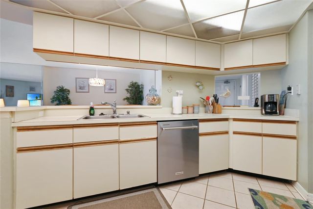 5207 S ATLANTIC AVENUE 323, New Smyrna Beach, FL 32169