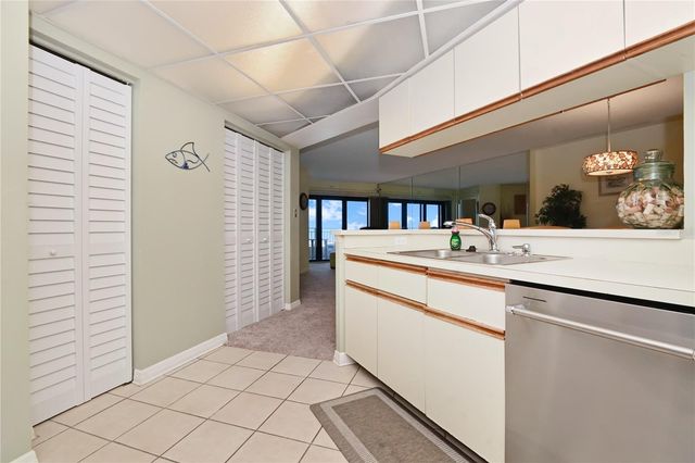 5207 S ATLANTIC AVENUE 323, New Smyrna Beach, FL 32169