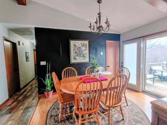 2579 Quarles RD, Thaxton, VA 24174