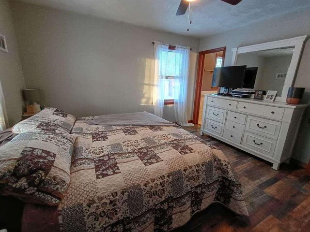 2579 Quarles RD, Thaxton, VA 24174