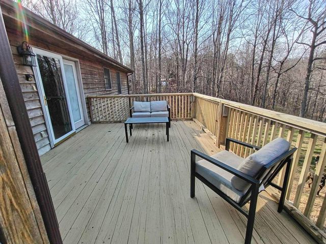 2579 Quarles RD, Thaxton, VA 24174