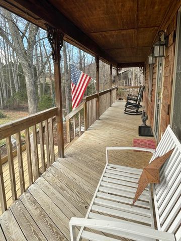 2579 Quarles RD, Thaxton, VA 24174