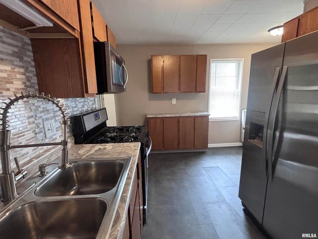 1113 N RUTLEDGE Street, Springfield, IL 62702