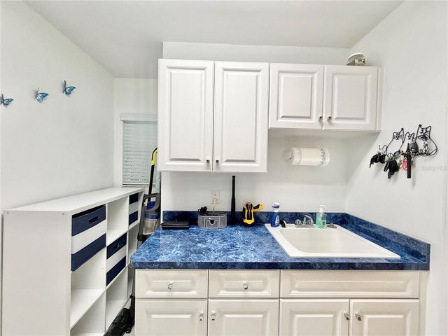 8416 SW 10TH ROAD, Gainesville, FL 32607