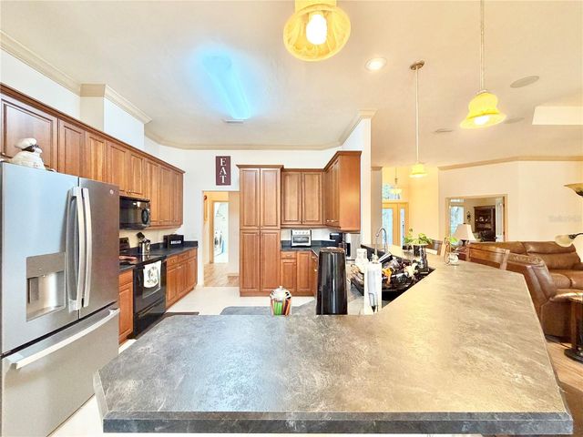 8416 SW 10TH ROAD, Gainesville, FL 32607