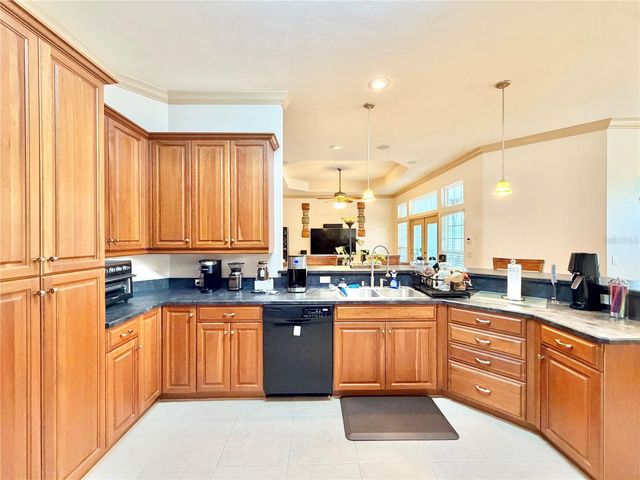 8416 SW 10TH ROAD, Gainesville, FL 32607