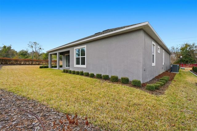 16824 RIDGEWOOD AVENUE, Montverde, FL 34756