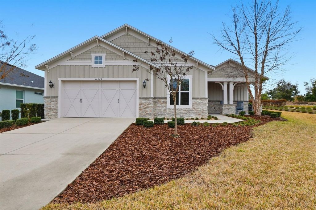 16824 RIDGEWOOD AVENUE, Montverde, FL 34756