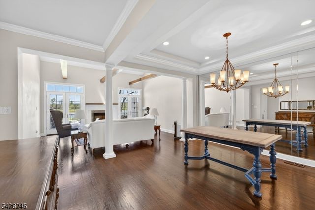 6 Osprey Ct, Washington Twp., NJ 07882