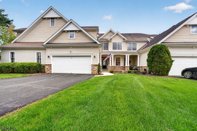6 Osprey Ct, Washington Twp., NJ 07882