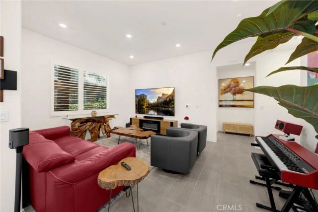 1867 S Union, Anaheim, CA 92805