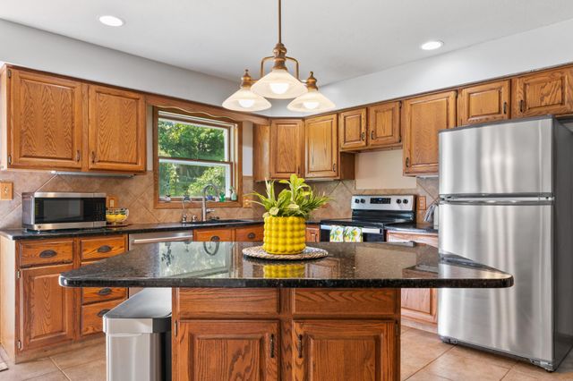 1414 20th Avenue NE, Rochester, MN 55906