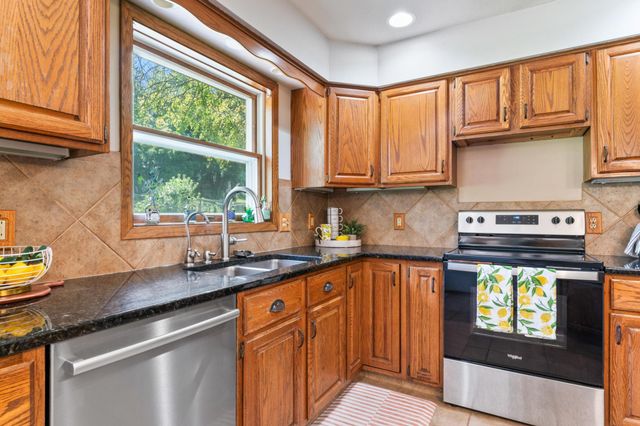 1414 20th Avenue NE, Rochester, MN 55906