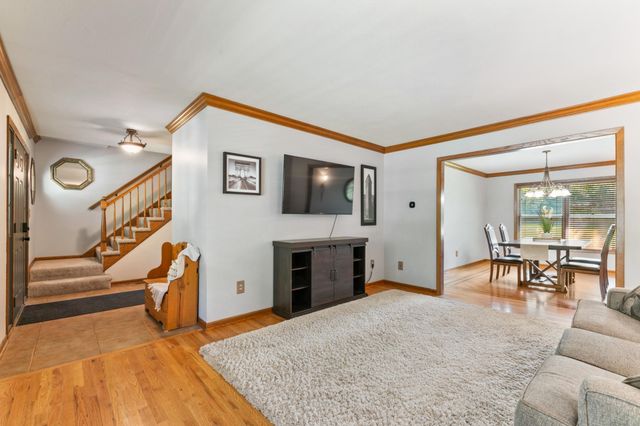 1414 20th Avenue NE, Rochester, MN 55906