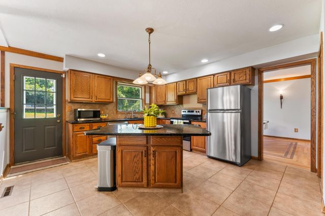 1414 20th Avenue NE, Rochester, MN 55906