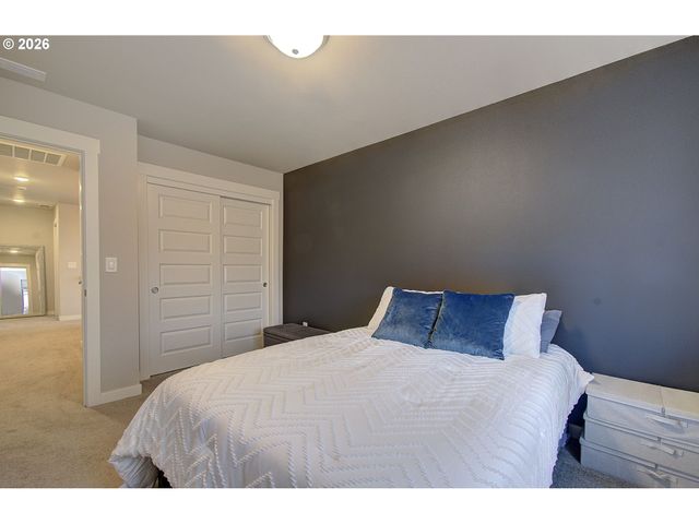 11611 Ne 135TH Ave, Brush Prairie, WA 98606