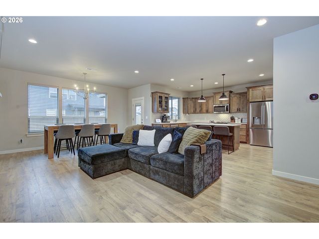 11611 Ne 135TH Ave, Brush Prairie, WA 98606