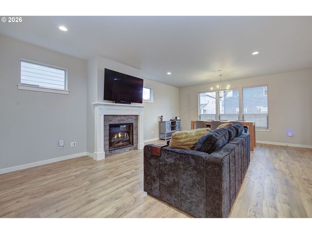 11611 Ne 135TH Ave, Brush Prairie, WA 98606