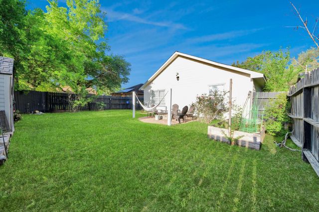 1611 Bob White Street, Brookshire, TX 77423