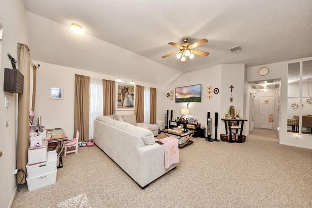 1611 Bob White Street, Brookshire, TX 77423