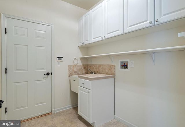 317 HYDE PARK RD, Landenberg, PA 19350