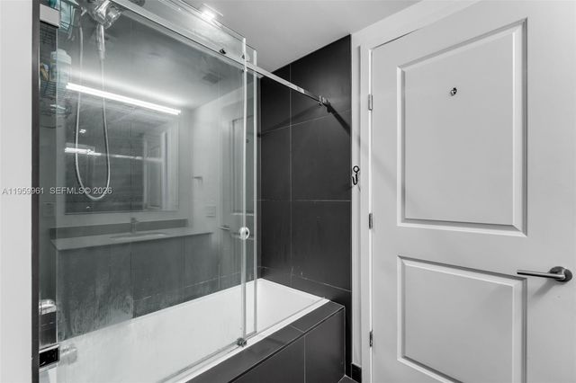 1600 NE 1st Ave 1511, Miami, FL 33132