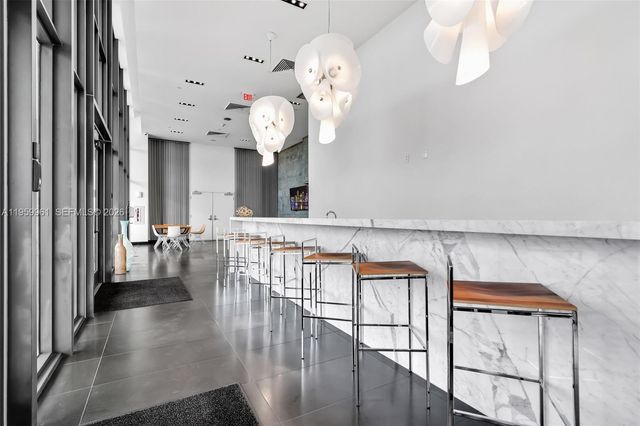 1600 NE 1st Ave 1511, Miami, FL 33132