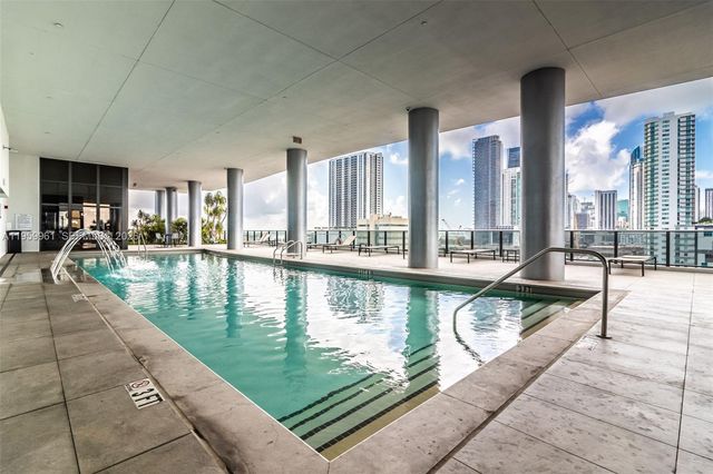 1600 NE 1st Ave 1511, Miami, FL 33132