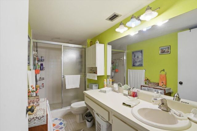 2220 N Cypress Bend Drive 410, Pompano Beach, FL 33069