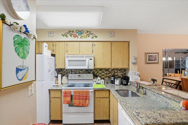 2220 N Cypress Bend Drive 410, Pompano Beach, FL 33069