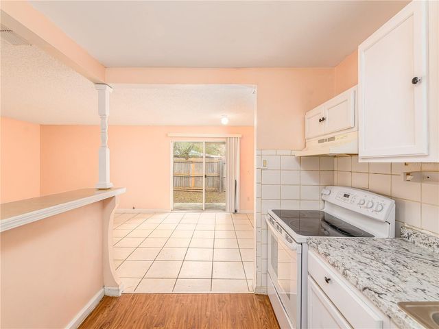 8702 FISH LAKE ROAD, Tampa, FL 33619