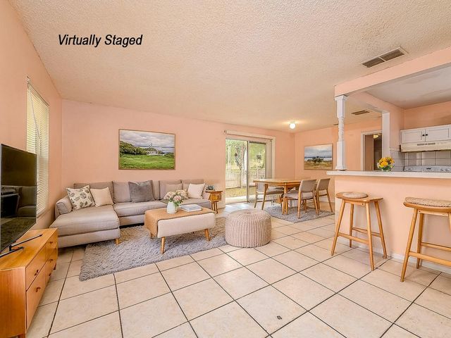 8702 FISH LAKE ROAD, Tampa, FL 33619