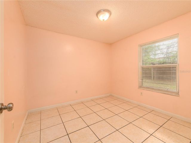 8702 FISH LAKE ROAD, Tampa, FL 33619
