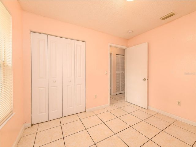 8702 FISH LAKE ROAD, Tampa, FL 33619