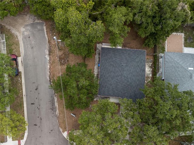 8702 FISH LAKE ROAD, Tampa, FL 33619