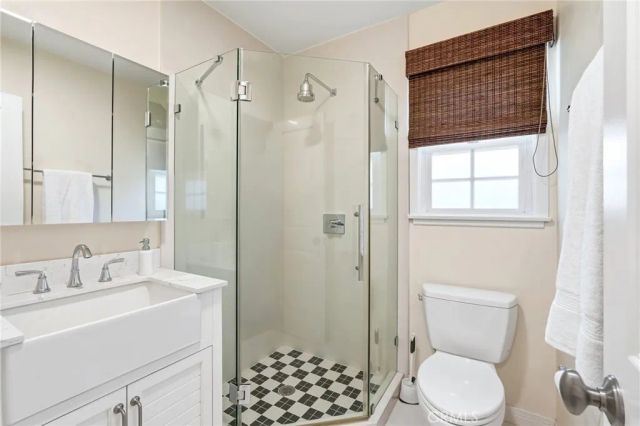 11656 Margate Street, Valley Village, CA 91601