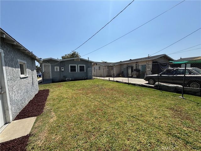 323 W 82nd Street, Los Angeles, CA 90003