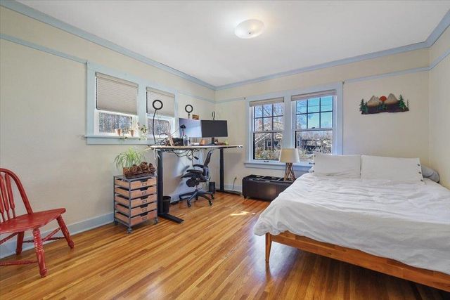 129 W 33rd Ave, Spokane, WA 99203