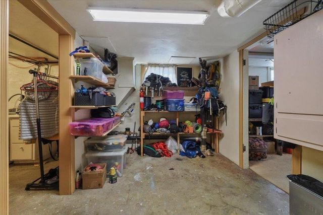 129 W 33rd Ave, Spokane, WA 99203