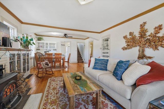 129 W 33rd Ave, Spokane, WA 99203