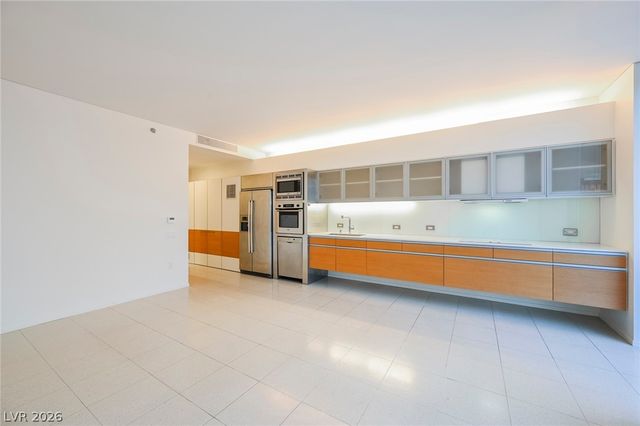 3722 Las Vegas Boulevard 505, Las Vegas, NV 89158