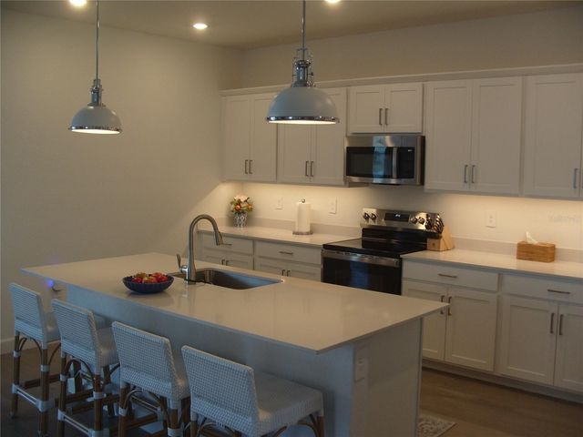 7905 LAKES EDGE LANE, Port Charlotte, FL 33981