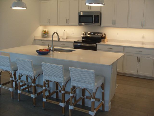 7905 LAKES EDGE LANE, Port Charlotte, FL 33981