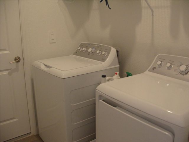 7905 LAKES EDGE LANE, Port Charlotte, FL 33981