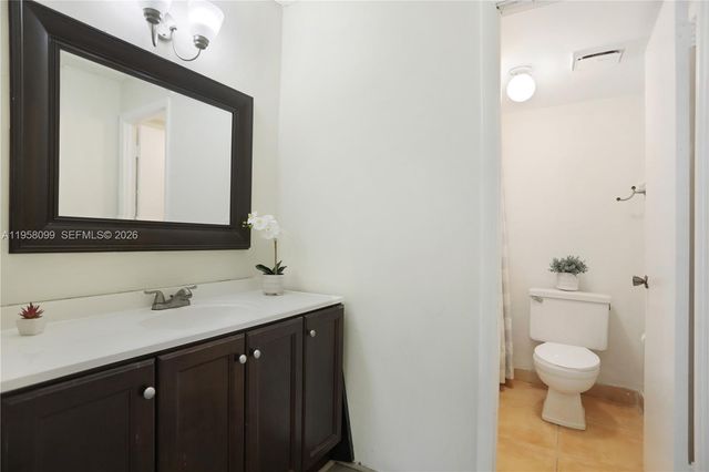 6600 Cypress Road 105, Plantation, FL 33317